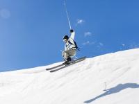 费德勒赛事官方发布战术调整新规，拜仁争议不断！